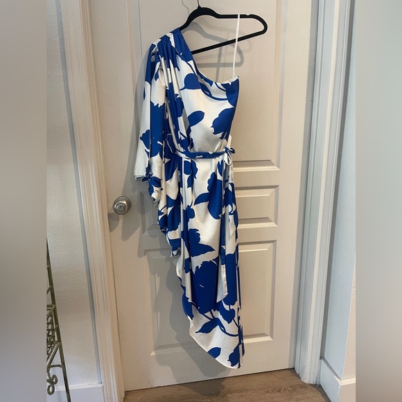 Hutch Blue White Floral Satin One-Shoulder Asymmetrical Midi Dress Size 6 - Picture 6 of 12
